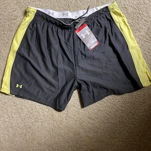 UA Womens Training shorts size XL